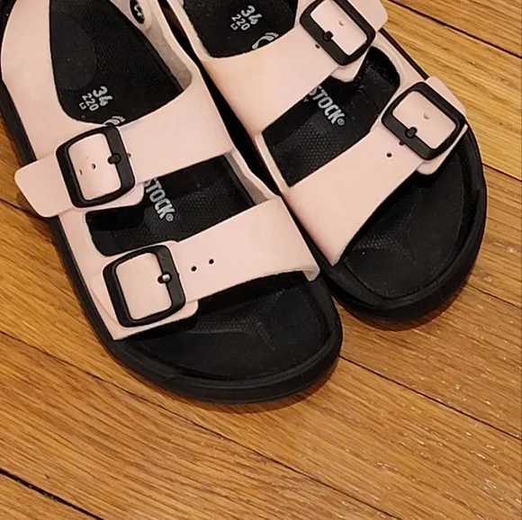BIRKENSTOCK MOGAMI PINK BLACK SANDALS BUCKLE
