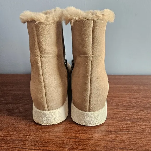 Blondo Haven Waterproof Ankle Boots, Sand Suede, Women's 7.5 M