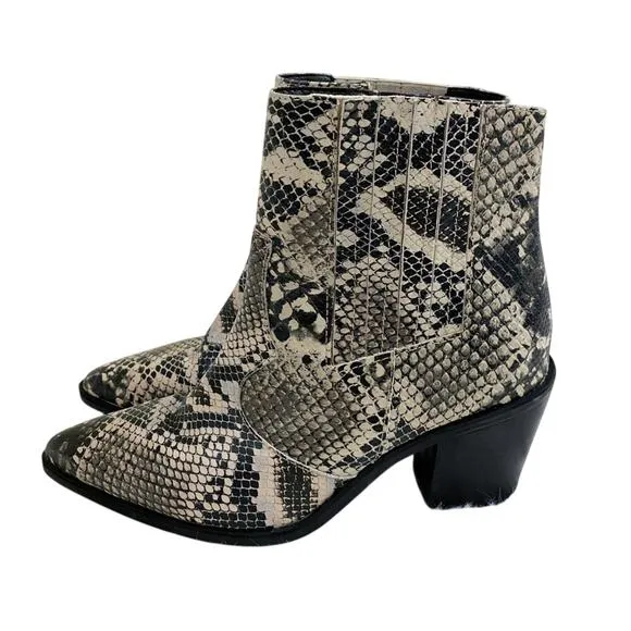 Blondo Tan/Black Snake Print Leather Pointy Toe Ankle Boots Size 7.5 Waterproof
