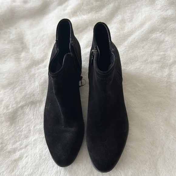 Blondo VICTORY black suede waterproof ankle boots size 8