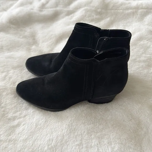 Blondo VICTORY black suede waterproof ankle boots size 8
