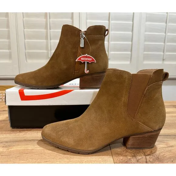 Blondo Victory Zip Up Ankle Bootie Tan Suede Upper Size 11 NWOT Waterproof Comfy