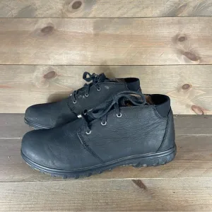 Bogs Eugene Mens size 9 shoes black leather waterproof chukka ankle boots