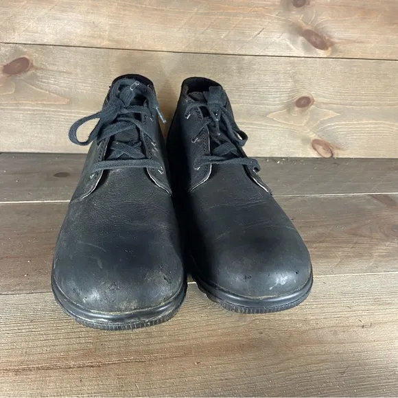 Bogs Eugene Mens size 9 shoes black leather waterproof chukka ankle boots
