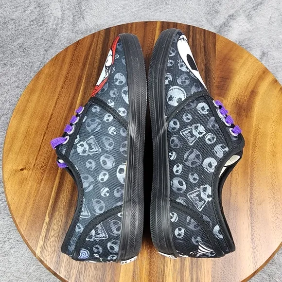 Bradford Exchange Nightmare Before Christmas Shoes Women's 7.5 Jack Sally Casual