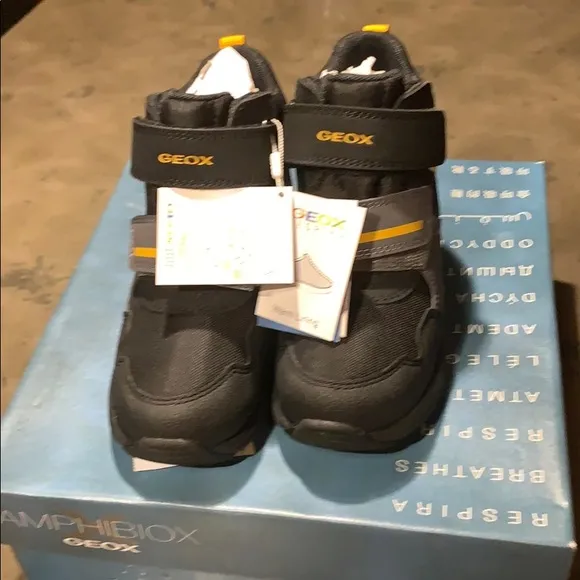 Brand new waterproof Geox boots boys
