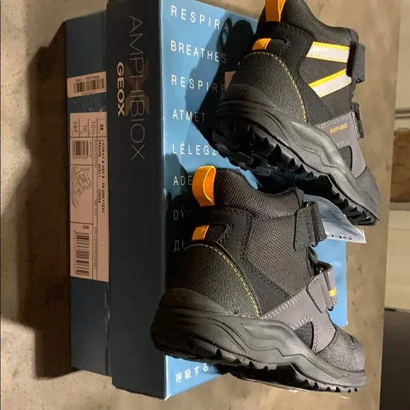 Brand new waterproof Geox boots boys