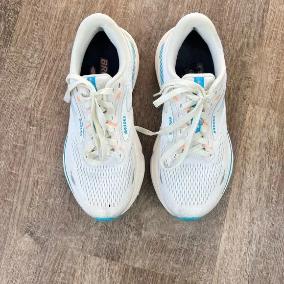 Brooks Adrenaline GTS 23 Coconut Papaya Blue Running Shoes
