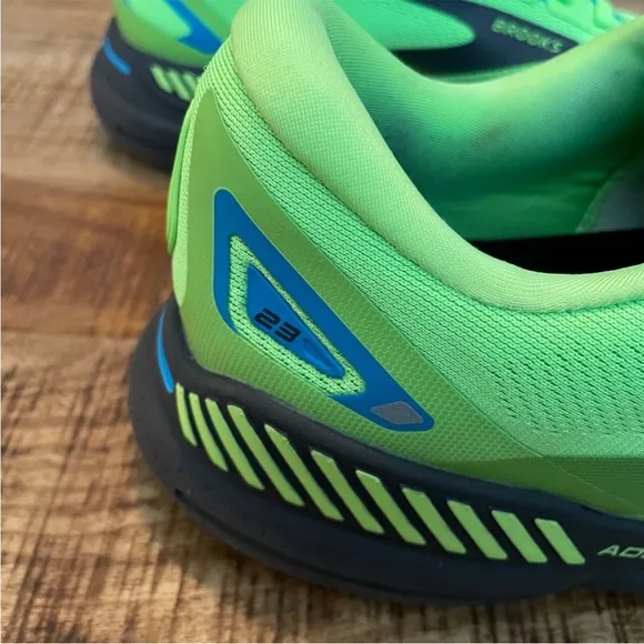 Brooks Adrenaline GTS 23 Running Shoes