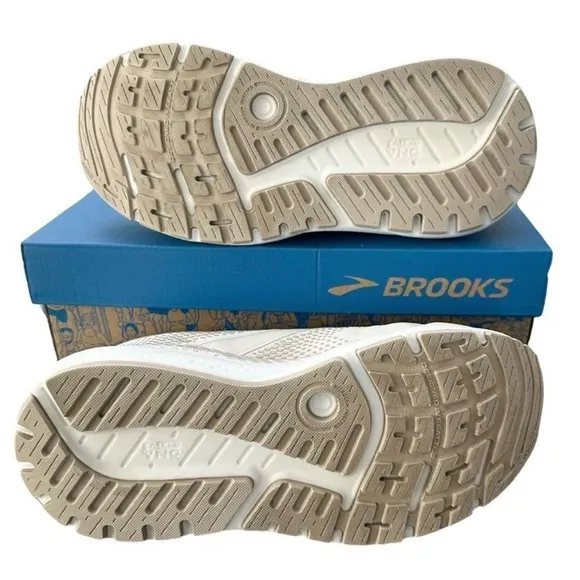 Brooks Ariel GTS 23 Athletic Running Shoes Chateau Grey White Cloud Size 7 Wide