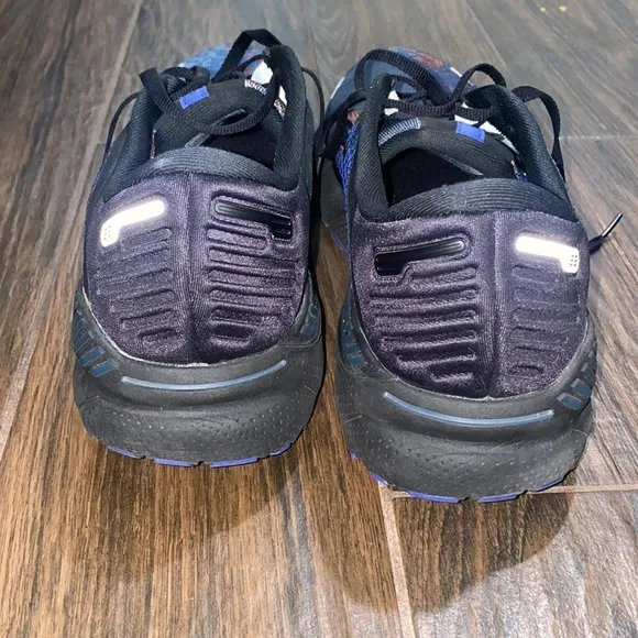 Brooks blue running shoes