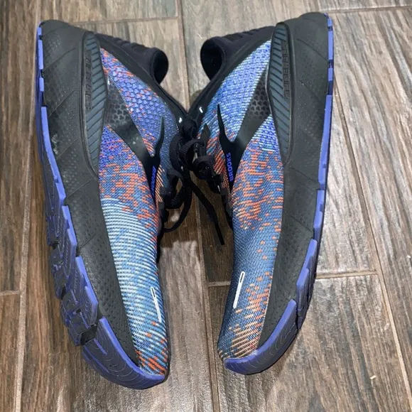 Brooks blue running shoes
