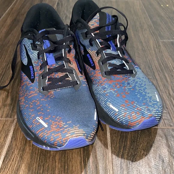 Brooks blue running shoes