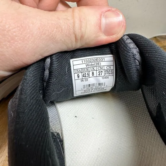 Brooks‎ Dyad 11 Gray Black Men's Size 9 2E Shoes Sneakers 1103232E031