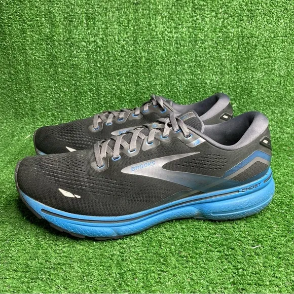 Brooks Ghost 15 Men's Size 11 Black Blue Athletic Sneakers Shoes
