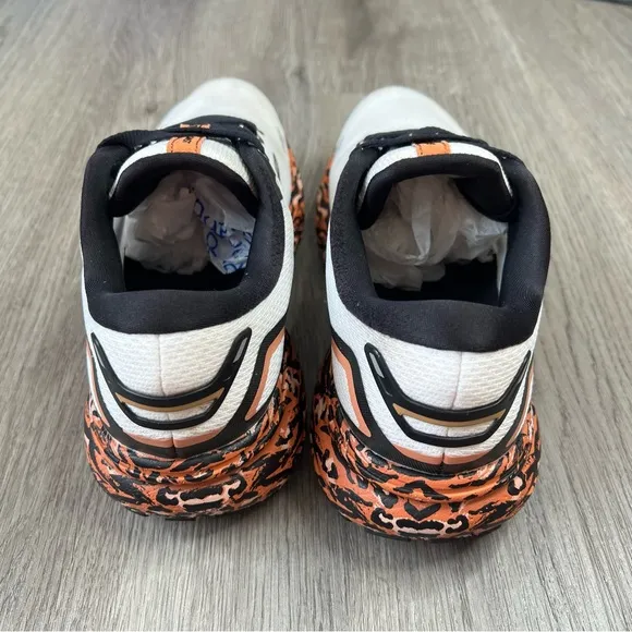 Brooks Ghost 15 White Tiger Print Sunburn Women’s Sz 9 Running Shoes 1203801B103
