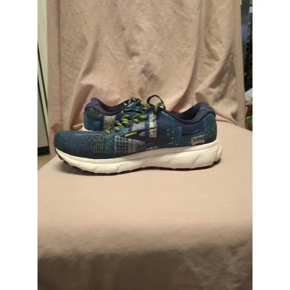 Brooks Ghost Boston 2020 Running Shoes Size 9