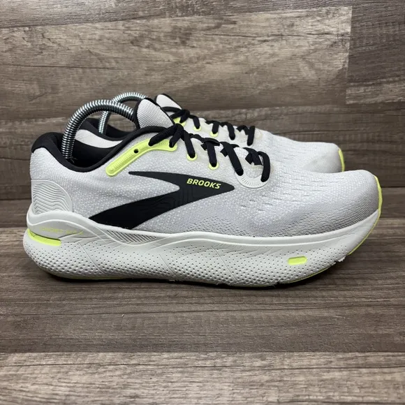 Brooks Ghost Max Gray Mens US Size 9 EUR 42.5 1104061D071 Running Shoes