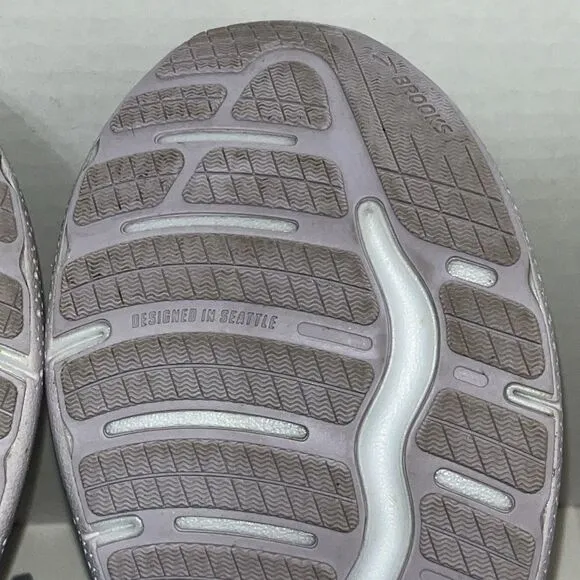 Brooks Ghost Max SE Lilac Lavender Women’s 9.5 Sneakers Shoes Limited Edition