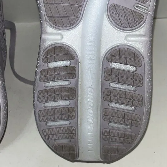 Brooks Ghost Max SE Lilac Lavender Women’s 9.5 Sneakers Shoes Limited Edition