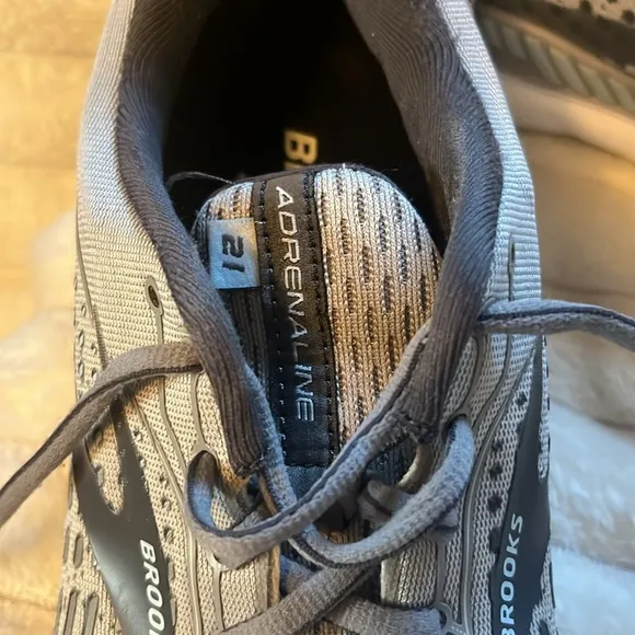 Brooks Gray Adrenaline 21 Running Shoes