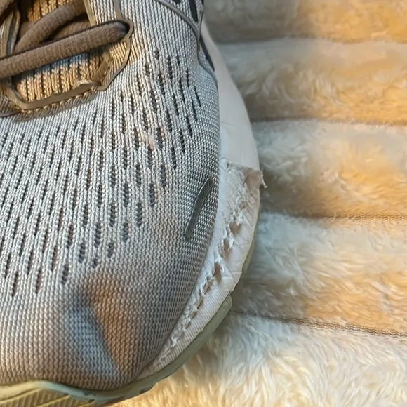 Brooks Gray Adrenaline 21 Running Shoes