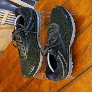 BROOKS | GTS 18 | ADRENALINE | SIZE 11.5