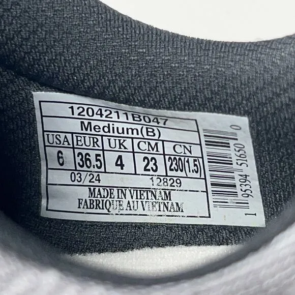 Brooks Hyperion 2 Womens Size 6 Running Shoes Gray