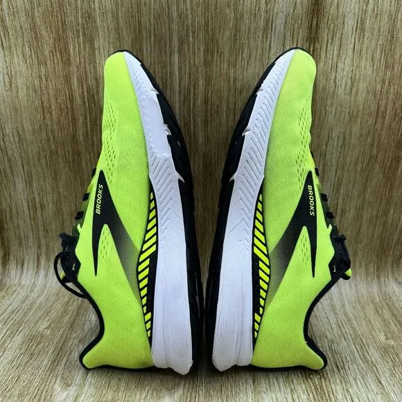 Brooks Launch 8 Men's Size 11 D‎ Running Shoes Neon Yellow Green 1103591D774