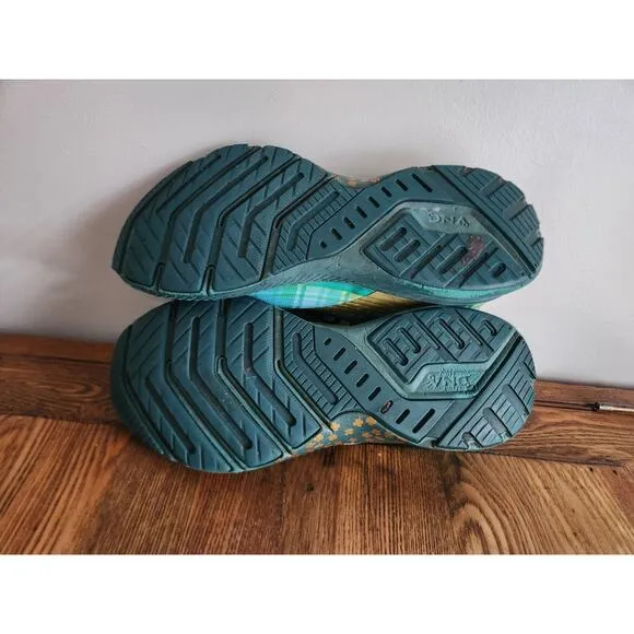 Brooks Launch  8  Women's  Run Lucky Green  Running Shoe Sz 10