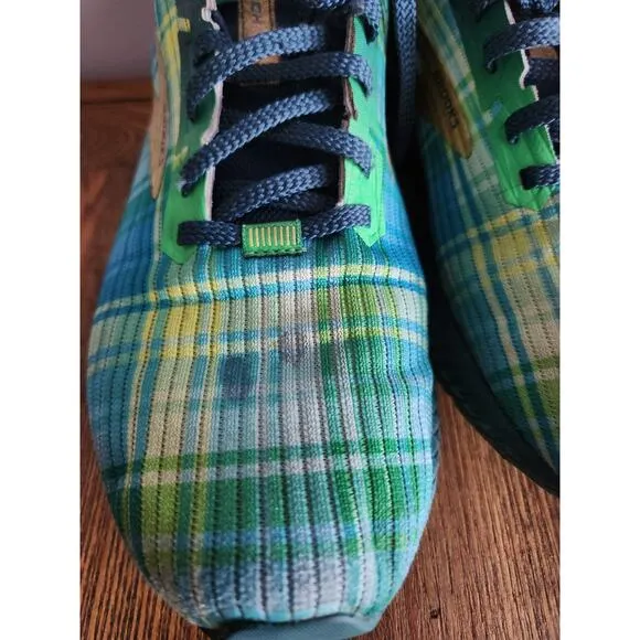 Brooks Launch  8  Women's  Run Lucky Green  Running Shoe Sz 10