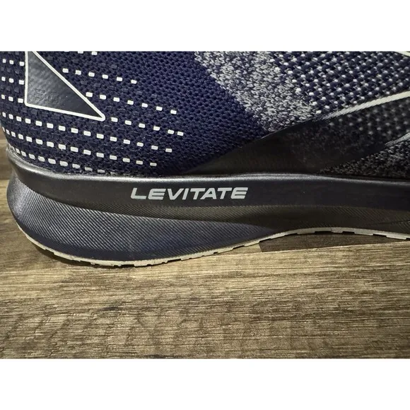 Brooks Levitate 5 Stealth Fit Running Shoes - Men's 15 D - Navy Blue &amp; White