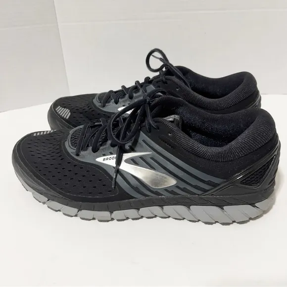 Brooks Mens Beast 18 Black Road-Running Athletic Shoes Size 13