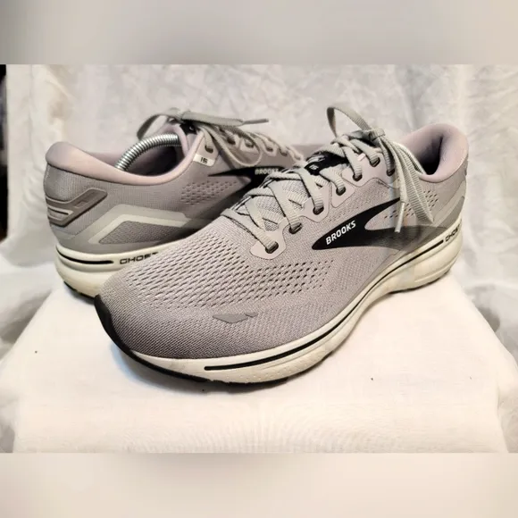 Brooks Mens Ghost 15 1103931D098 Gray Running Shoes Sneakers Sz 11.5 D