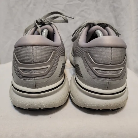 Brooks Mens Ghost 15 1103931D098 Gray Running Shoes Sneakers Sz 11.5 D