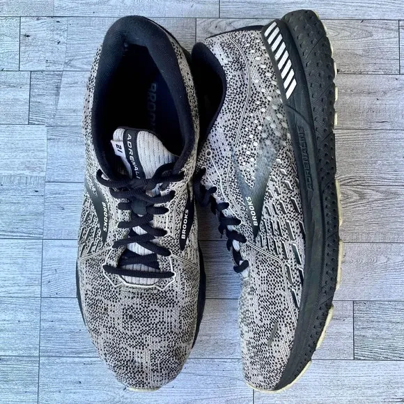 Brooks Men's Running Shoes Size 11.5 Black