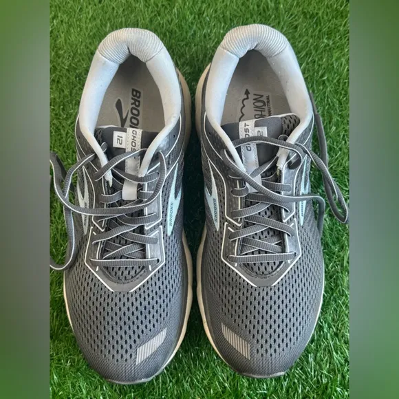 Brooks men’s Running Shoes Size 11.5