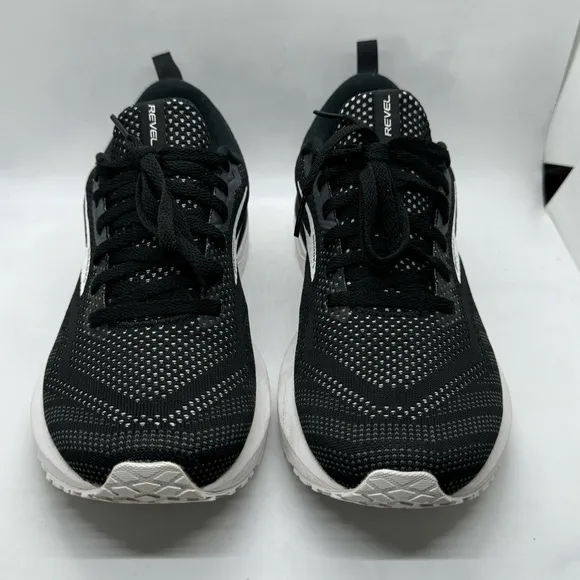 Brooks Revel 6 Running Shoes in Black / Blackened Pearl / White