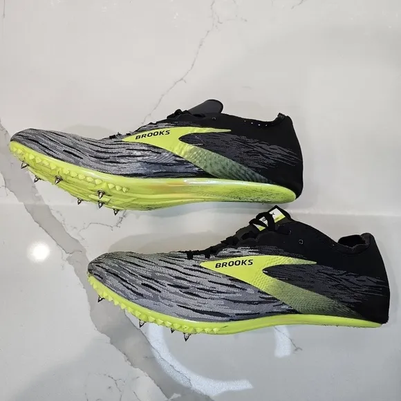 Brooks Running Shoe Men's Size 11 Black Track Spikes Cleats Racing Unisex