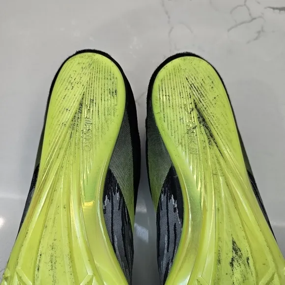 Brooks Running Shoe Men's Size 11 Black Track Spikes Cleats Racing Unisex
