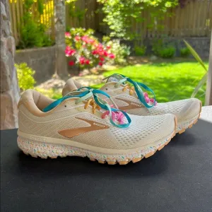 Brooks Women's Confetti Ghost Running Shoes Size 8