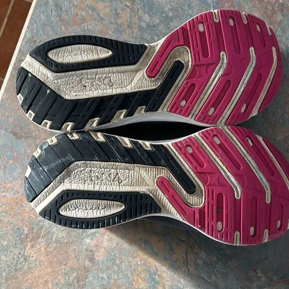 Brooks Running Launch Shoes Sneakers Woman’s 9.5