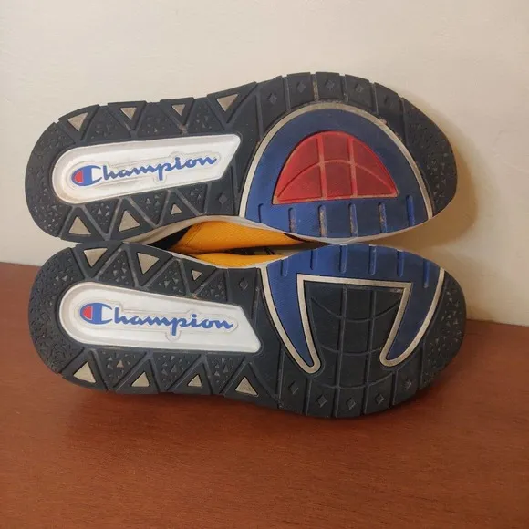 Champion Men's Sneakers Shoes Yellow Navy Blue Laces Size 11.