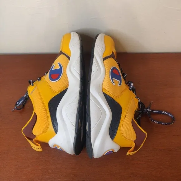 Champion Men's Sneakers Shoes Yellow Navy Blue Laces Size 11.