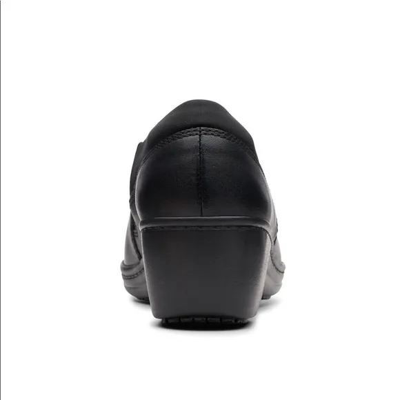 Clarks Grasp slipon shoes size 8