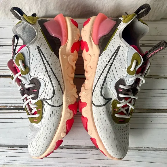 CLEAN Size 8 - Nike React Vision White Siren Red Women's Shoes White Peach Pink