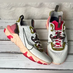 CLEAN Size 8 - Nike React Vision White Siren Red Women's Shoes White Peach Pink