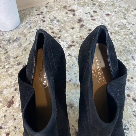 Coach boots