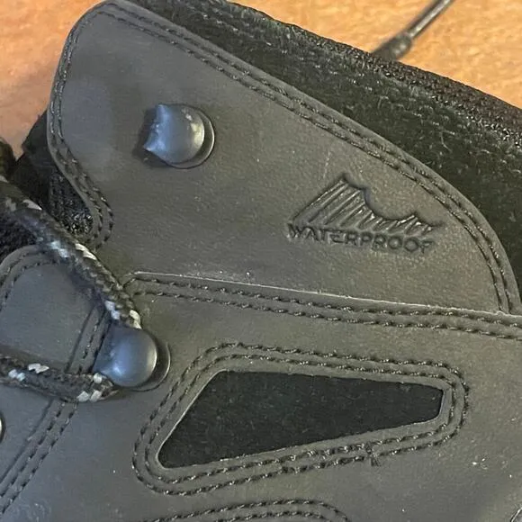 Columbia Newton Ridge Plus Men's Waterproof Hiking Boots Size 13