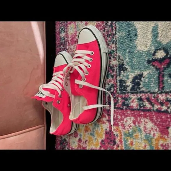 Converse Tap Shoes